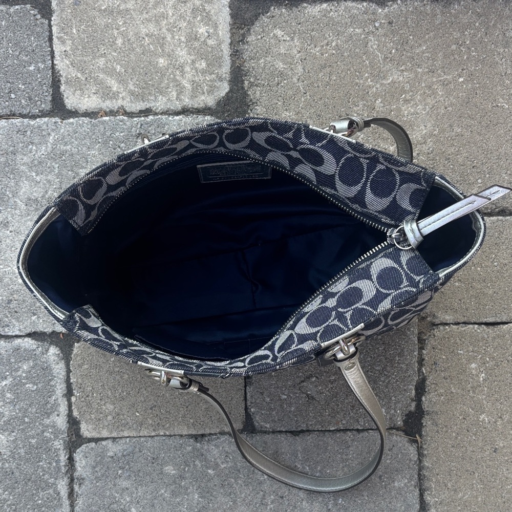 COACH SIGNATURE INDIGO TOTE BAG #17182 - Picture 6 of 11